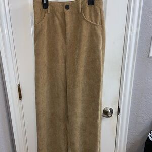 Pleated pants. Brand-Shein Size-XS Excellent condition.